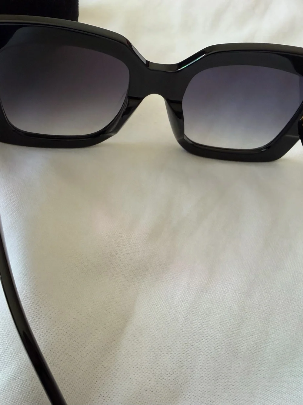 Gucci stylish oversized